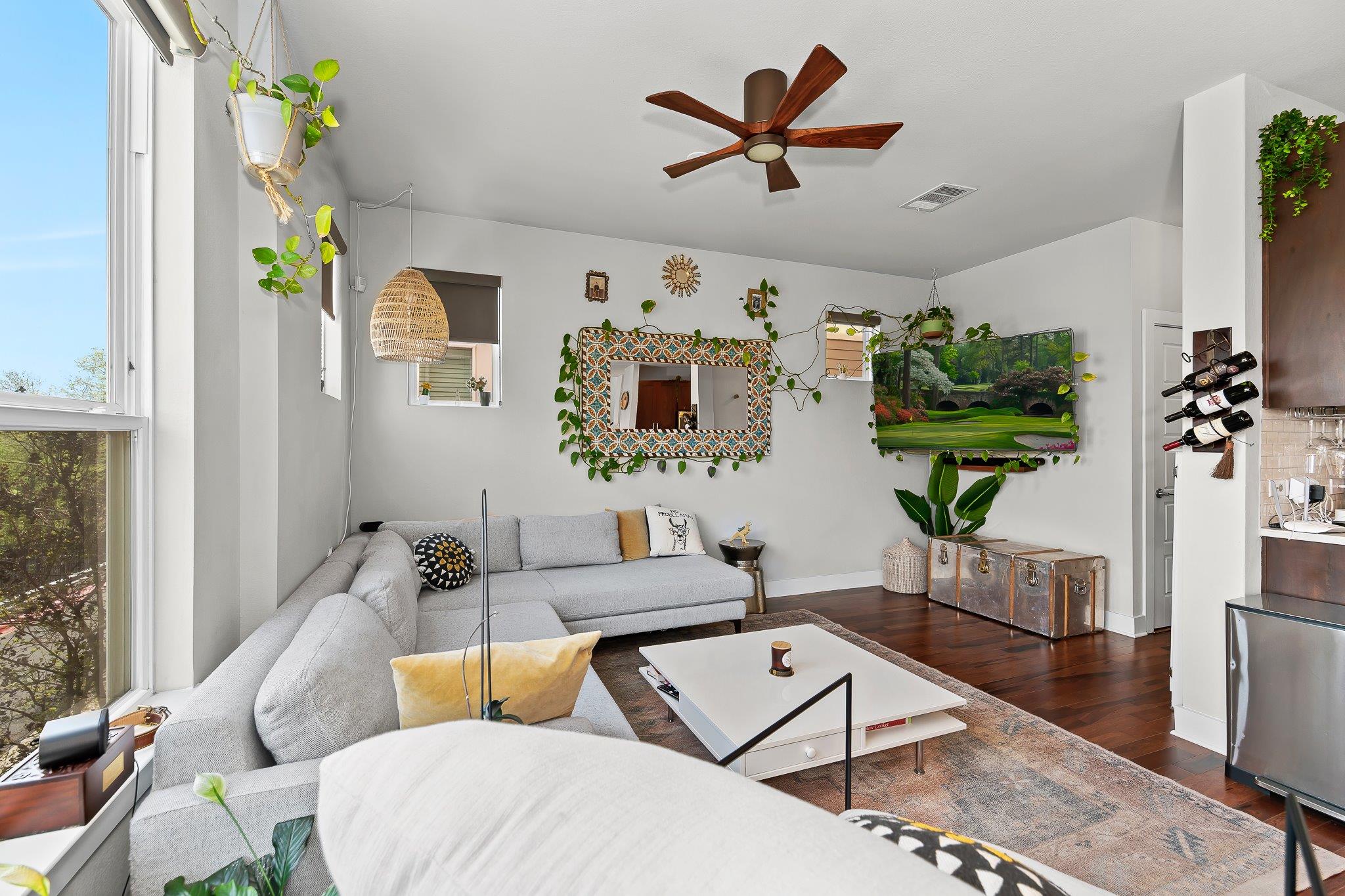 2617 Witsome LOOP # 46C