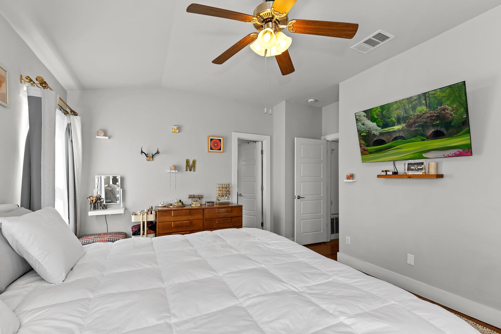 2617 Witsome LOOP # 46C