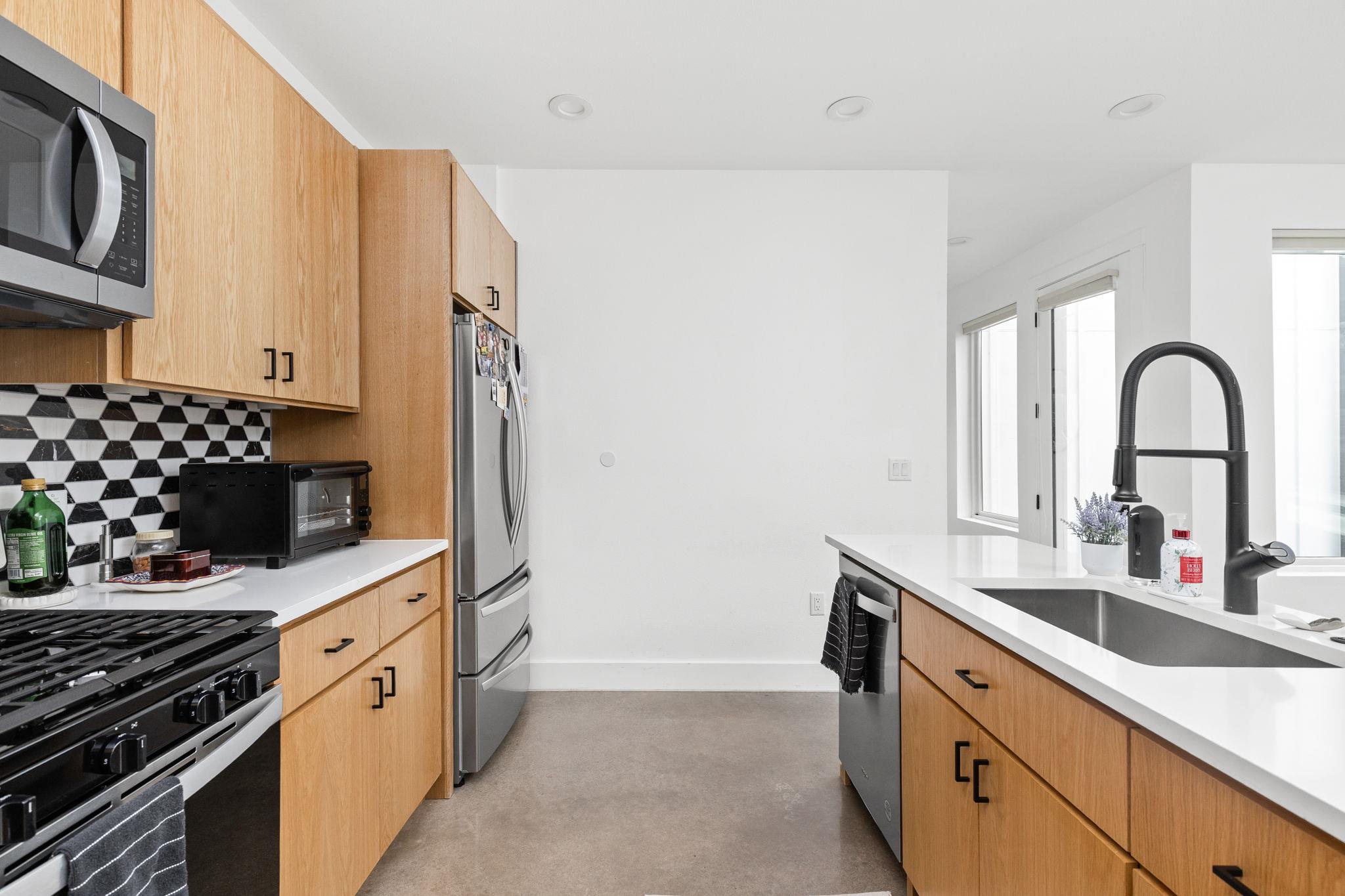 2919 East 13th