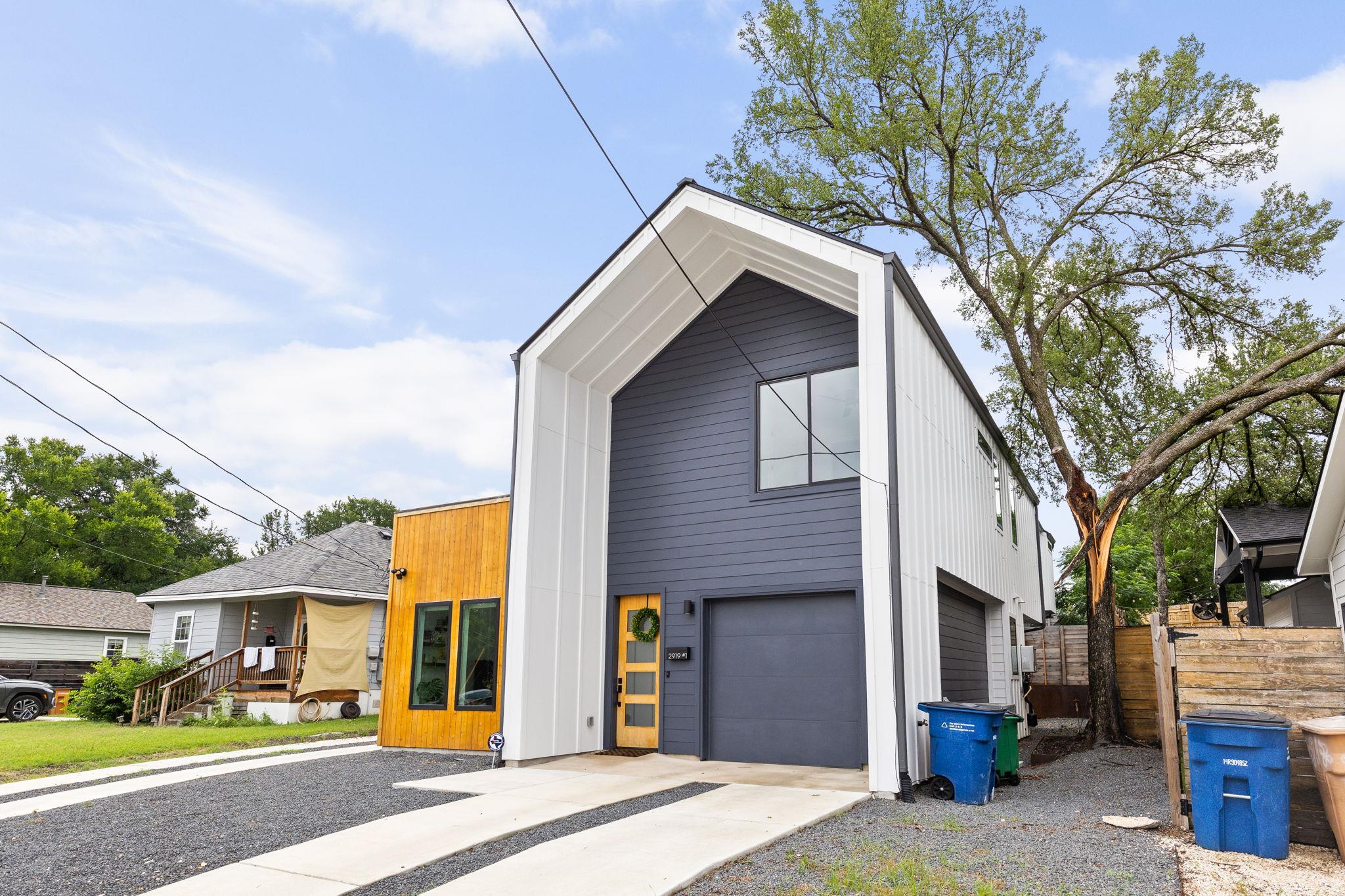 2919 East 13th