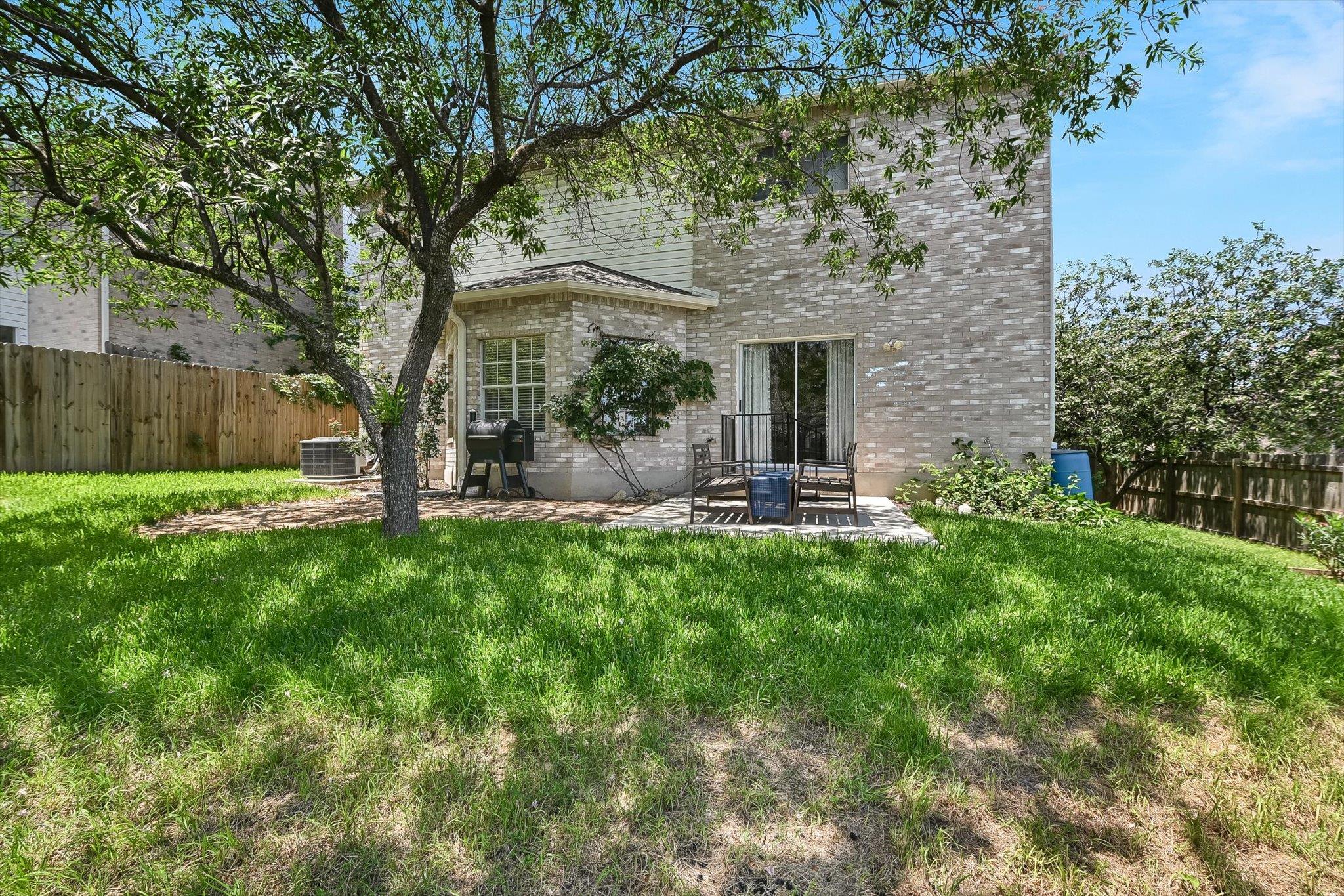 11201 Blairview LN
