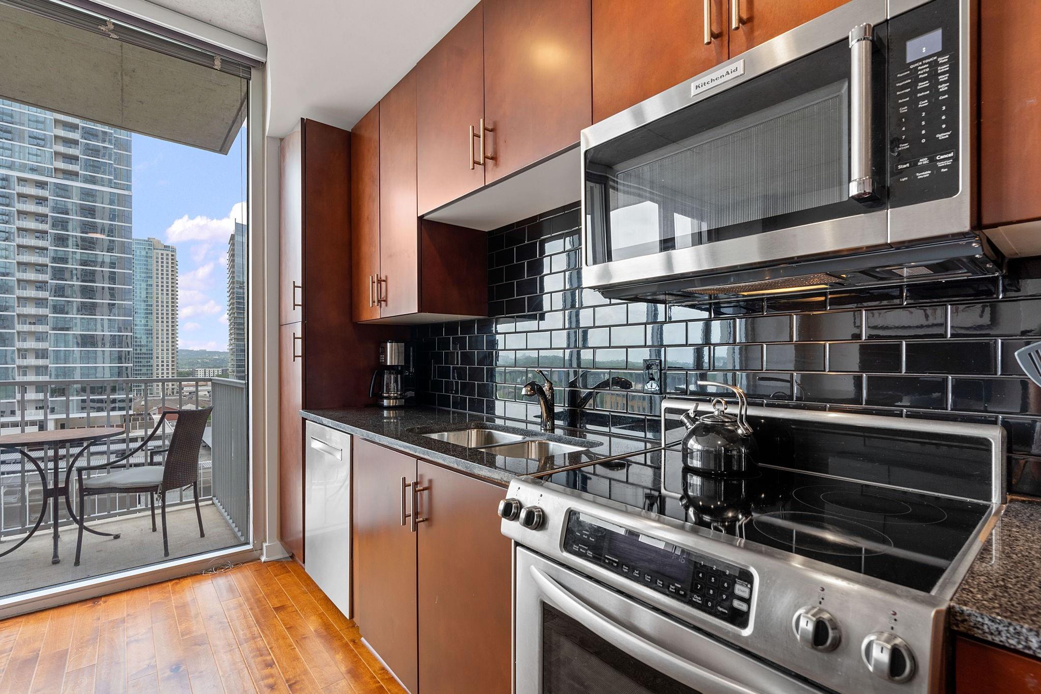360 Nueces ST # 1310
