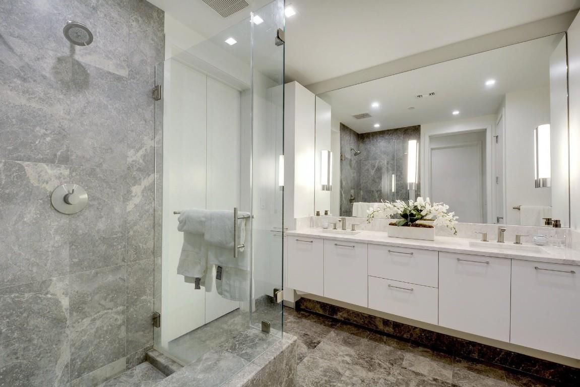501 West Ave # 703