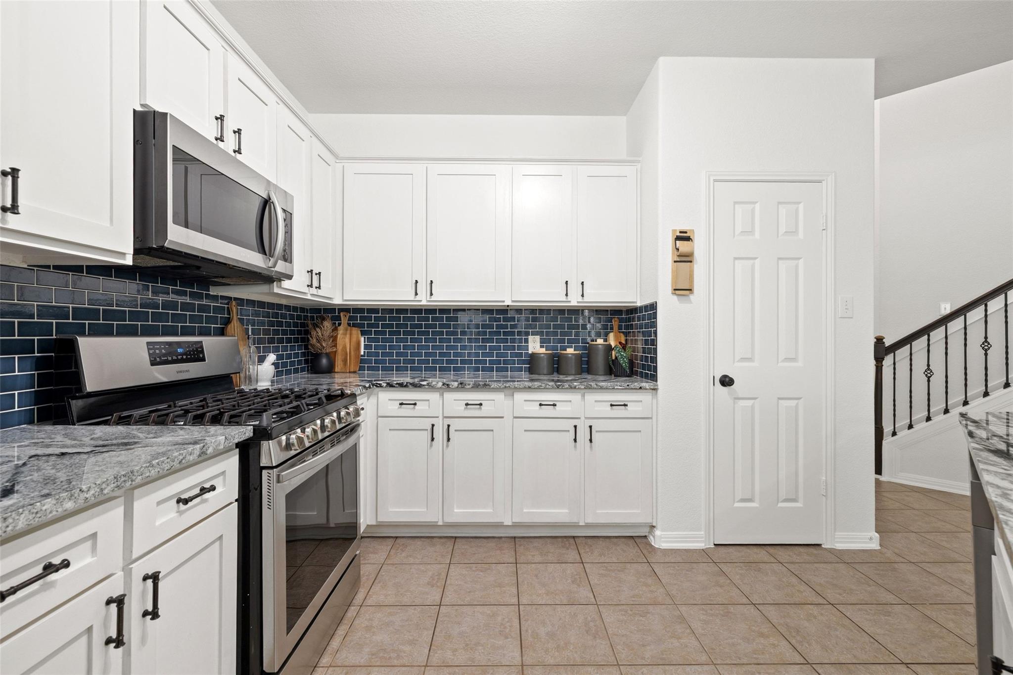 1712 Lynnville TRL