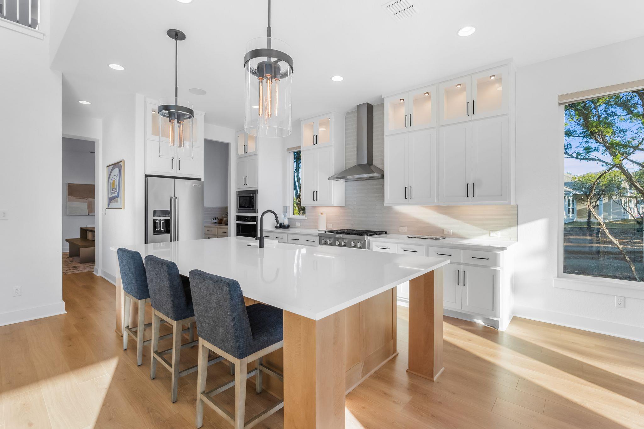 4612 Destination WAY