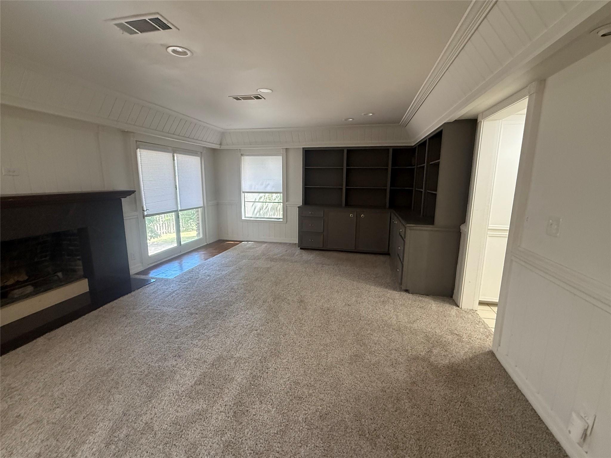 2803 Hubbard CIR