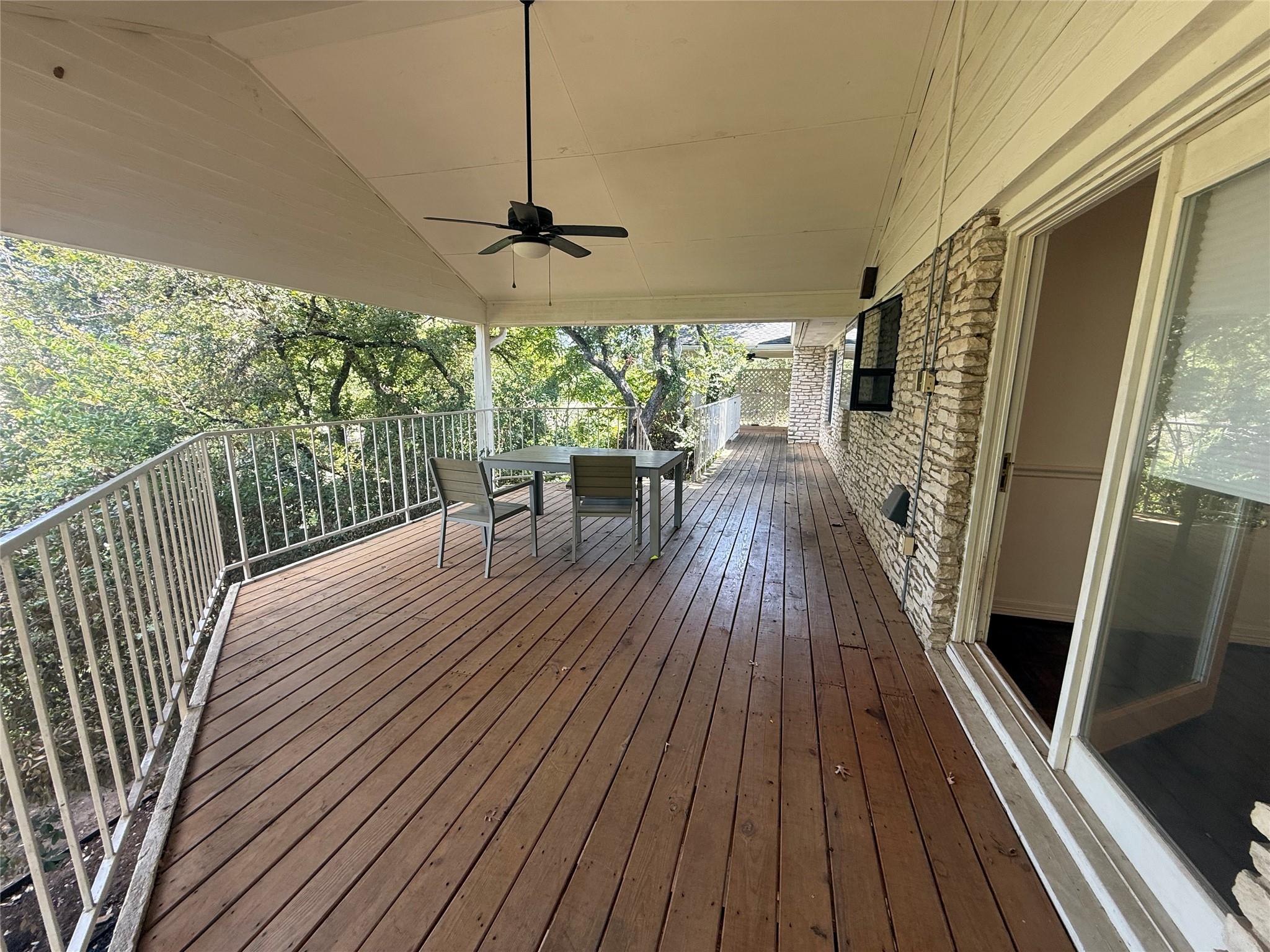 2803 Hubbard CIR
