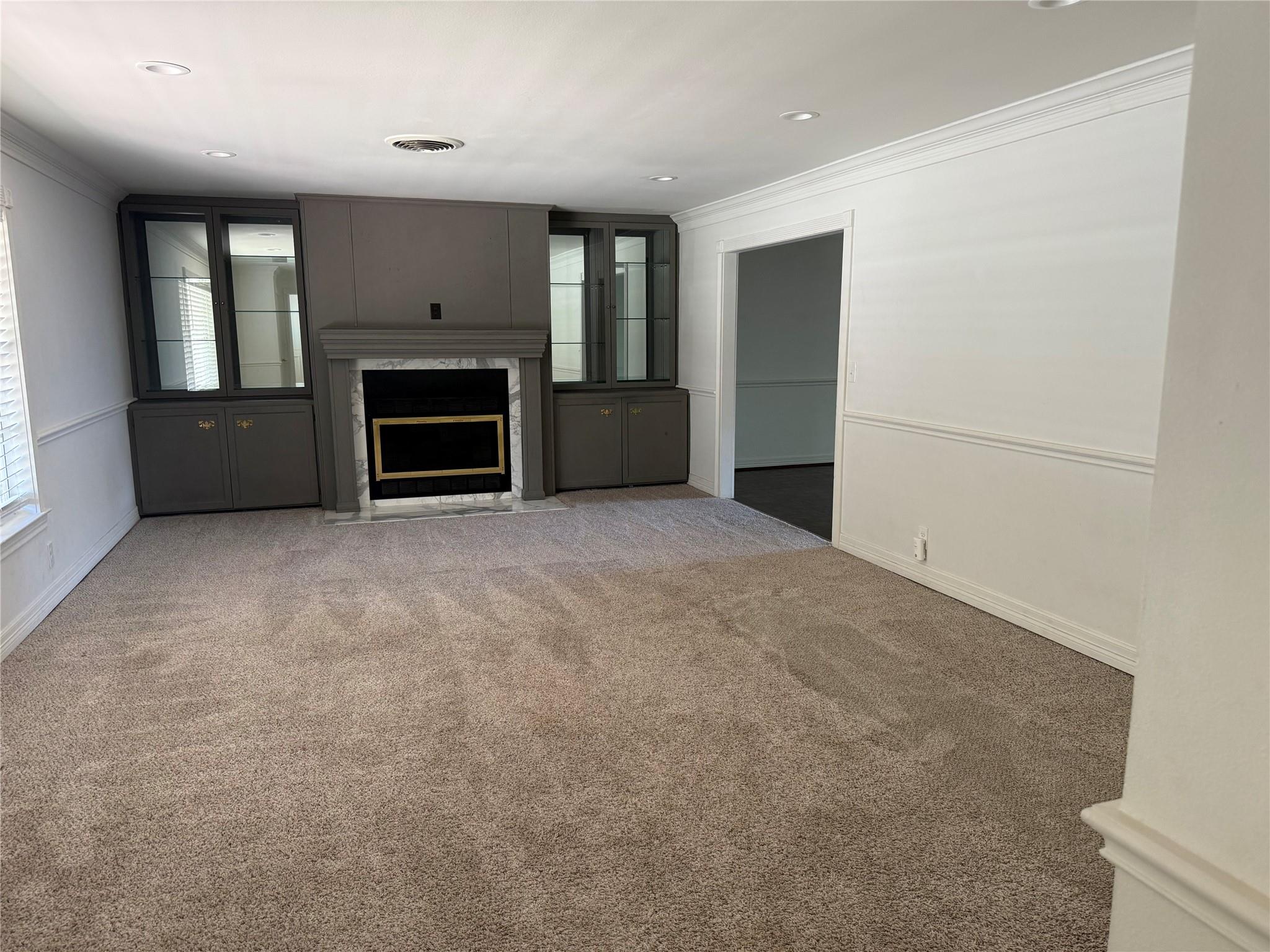 2803 Hubbard CIR