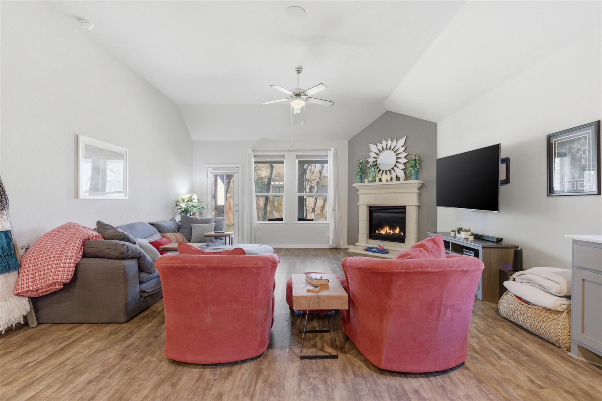 170 Rosling DR