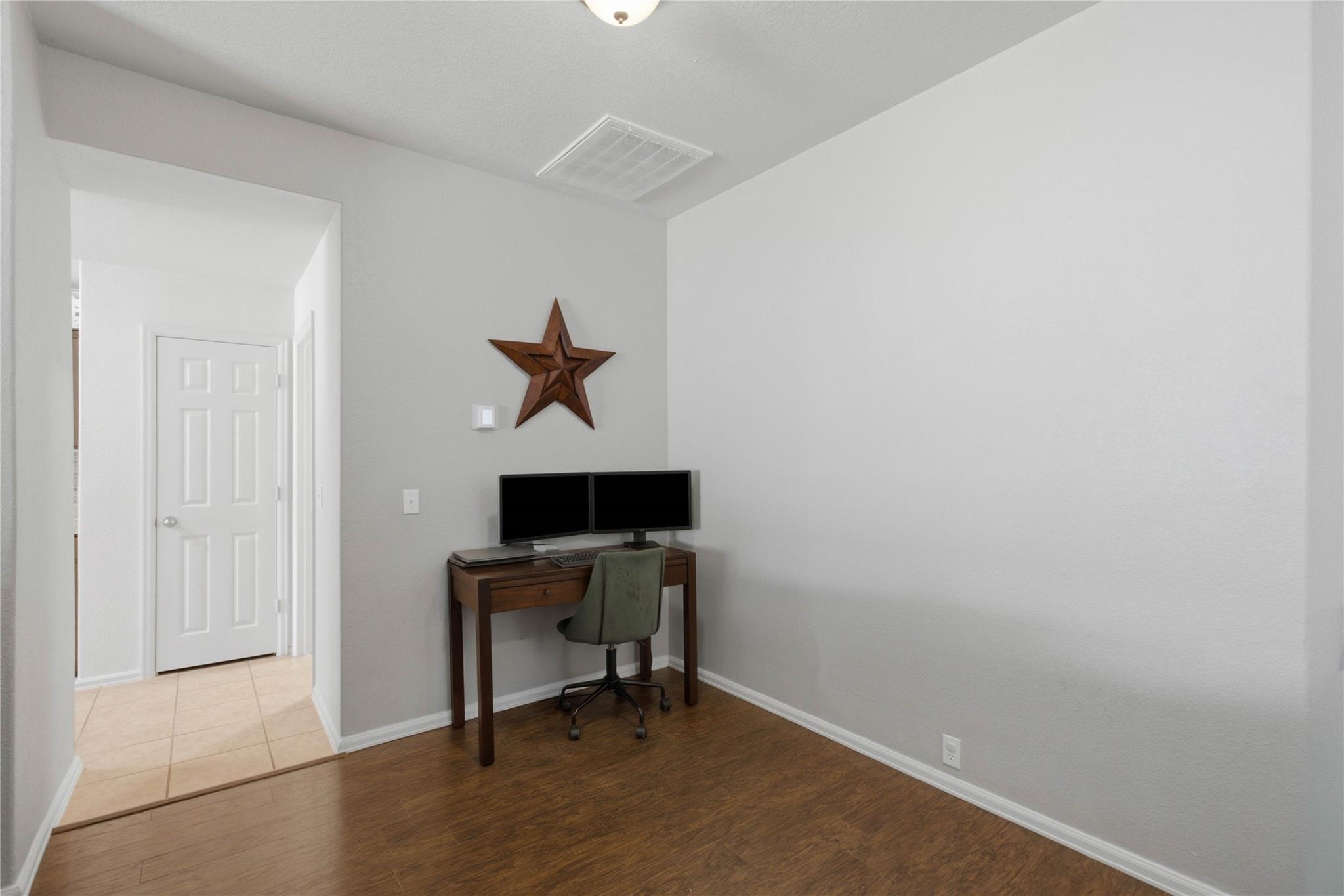 664 Hometown PKWY