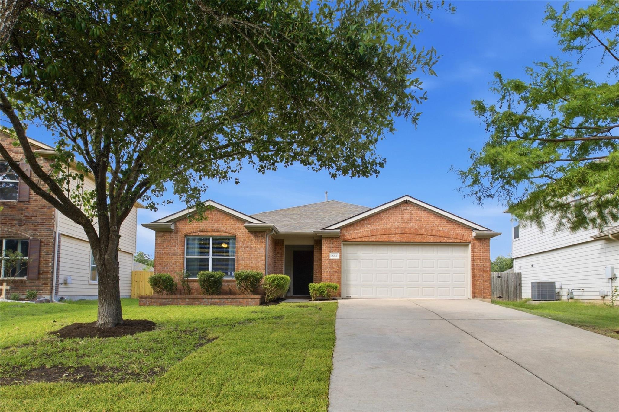 664 Hometown PKWY