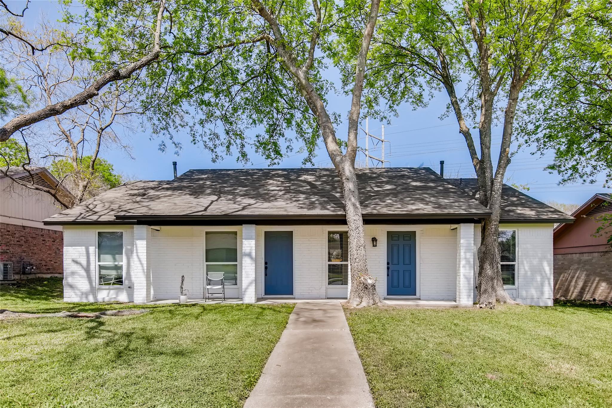 312 W William Cannon DR