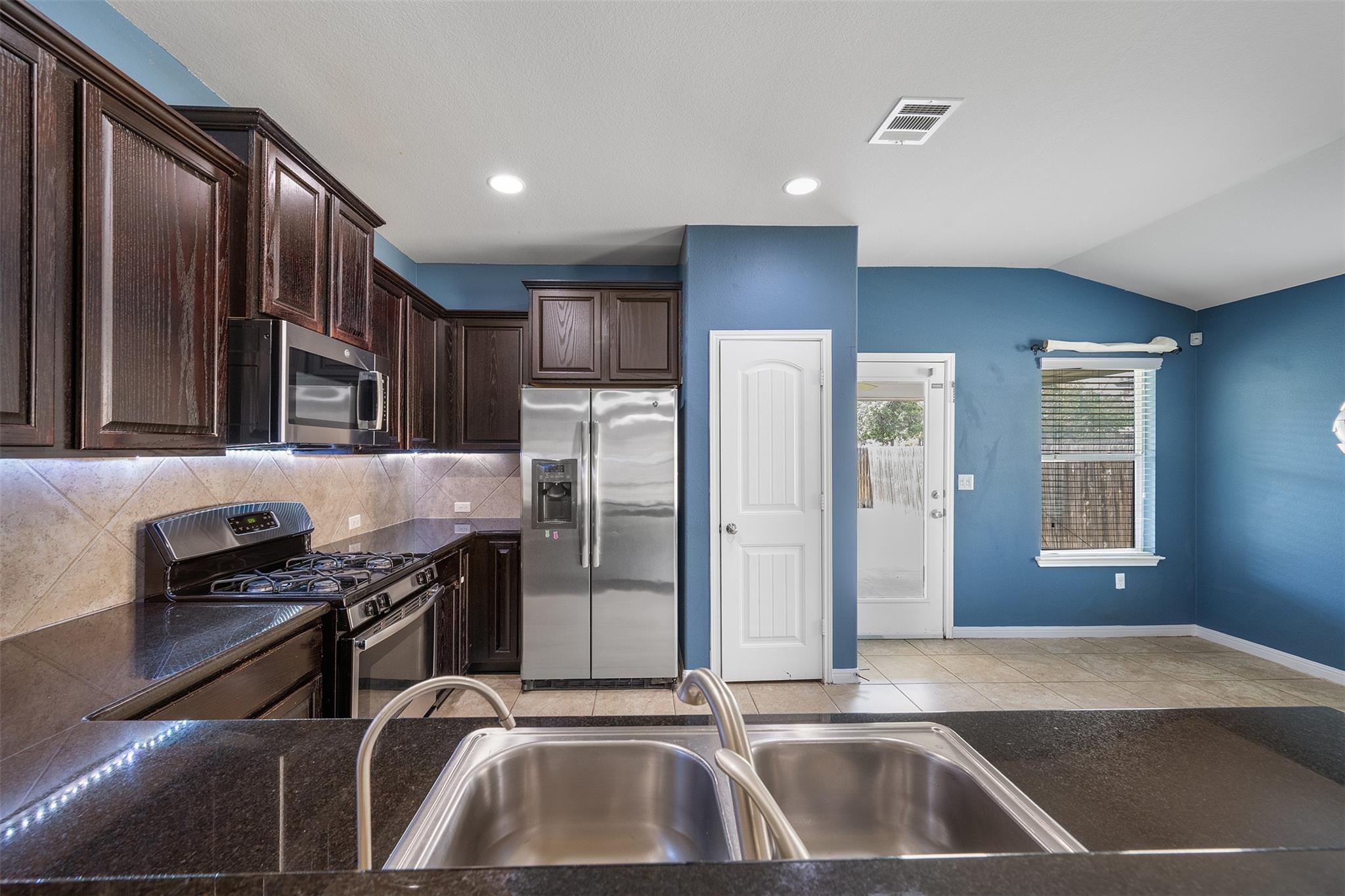 131 Kingfisher LN