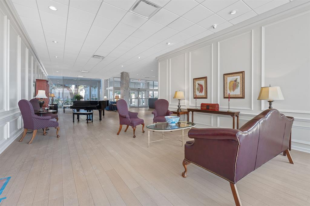 1801 Lavaca ST # 12K