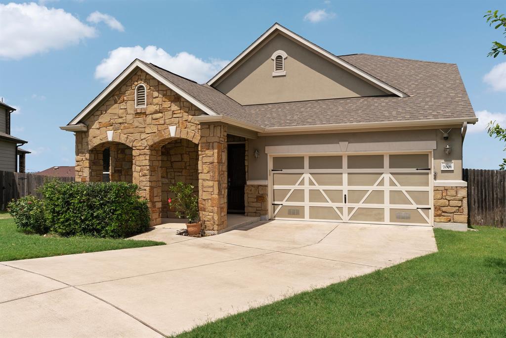 7001 Lickeen CT