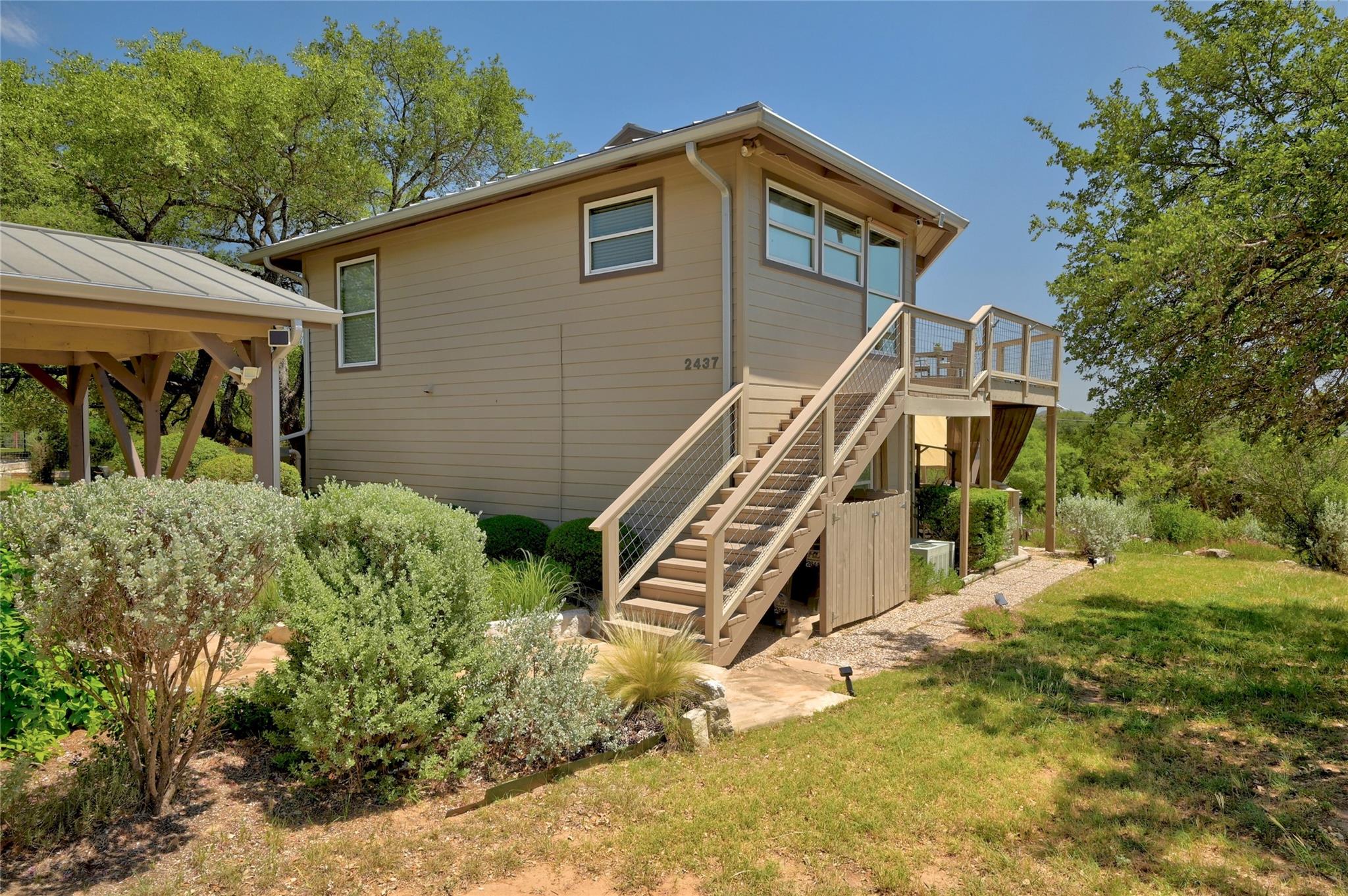2437 Crosswind DR