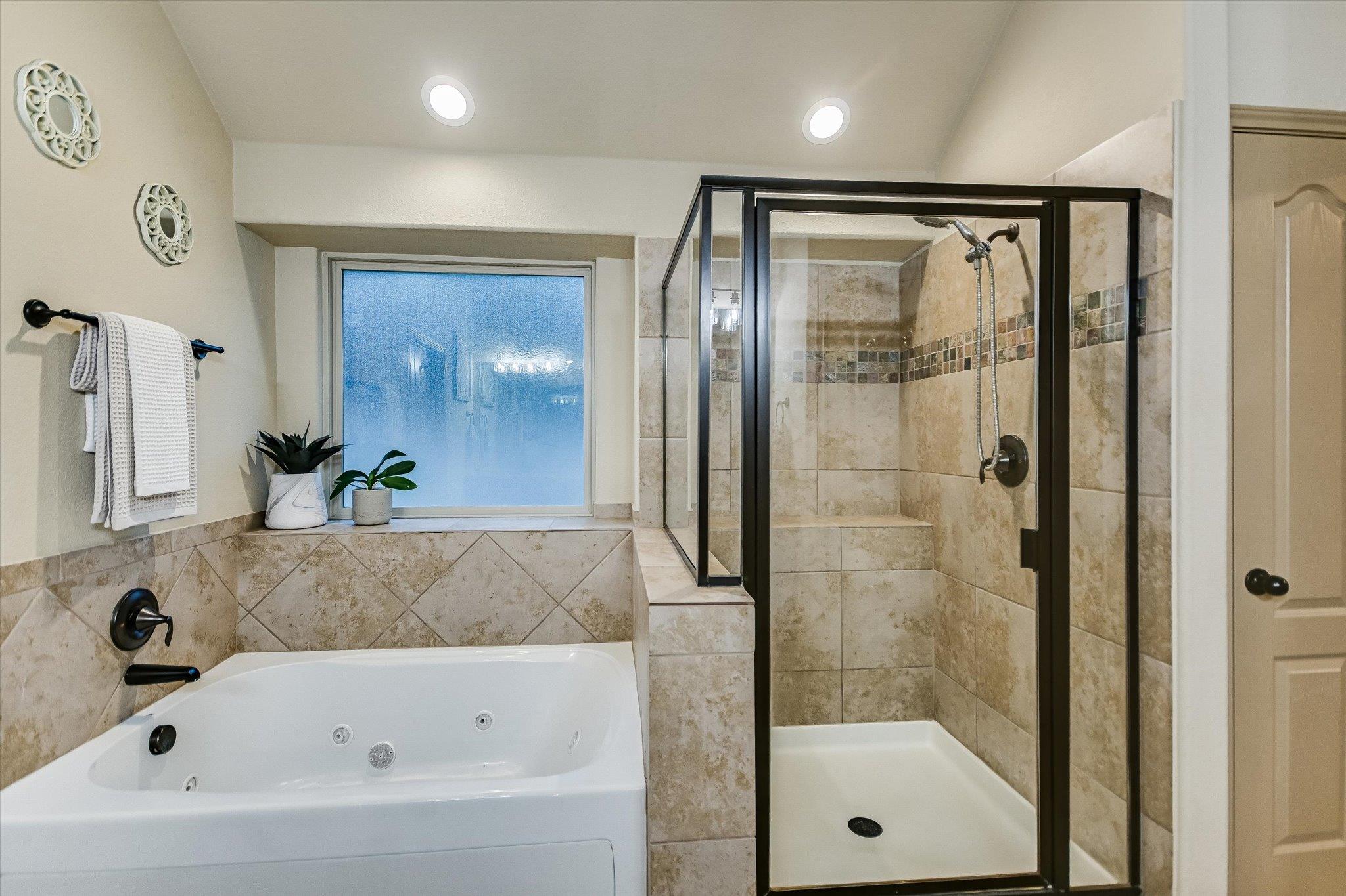 36 RIDGEWOOD CIR