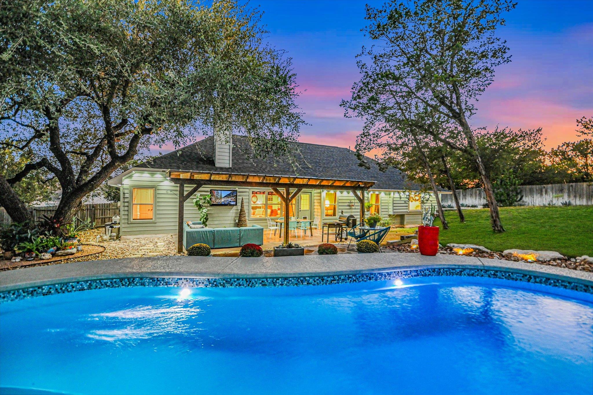 36 RIDGEWOOD CIR