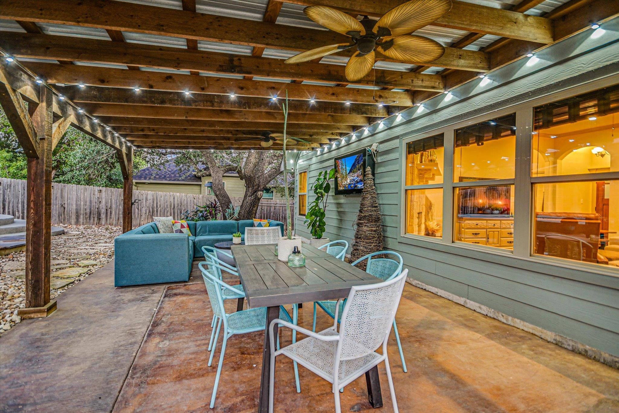 36 RIDGEWOOD CIR