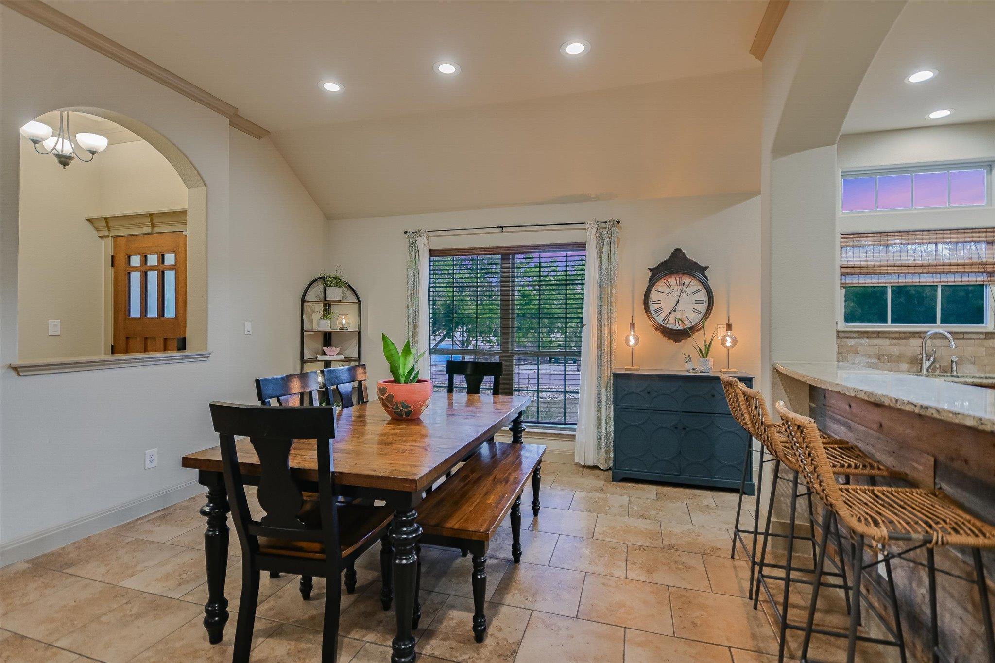 36 RIDGEWOOD CIR