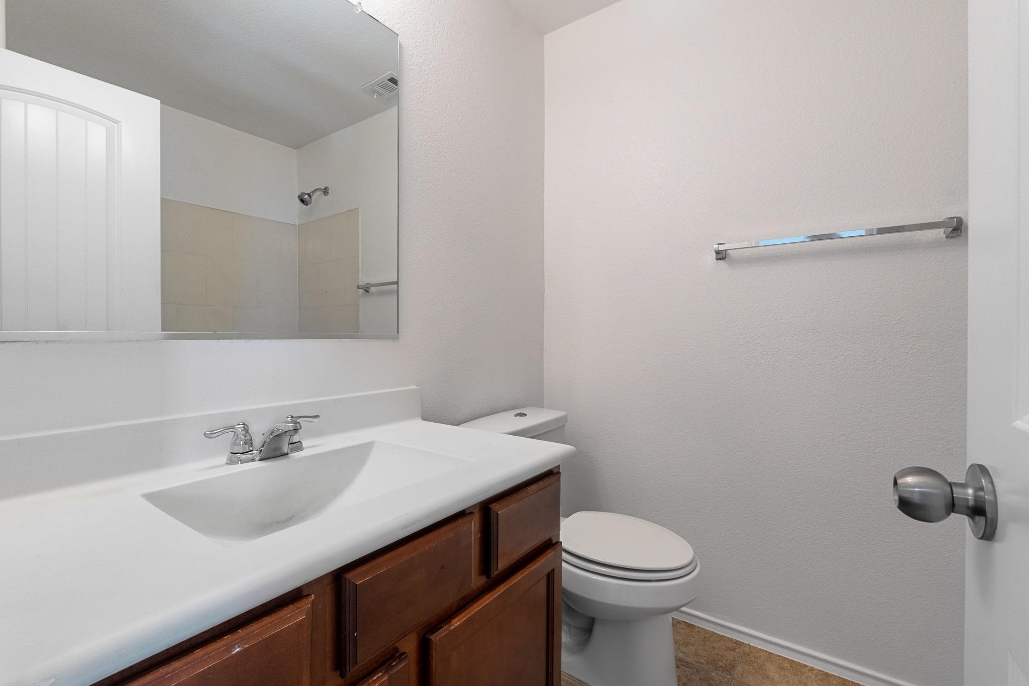 172 Housefinch LOOP