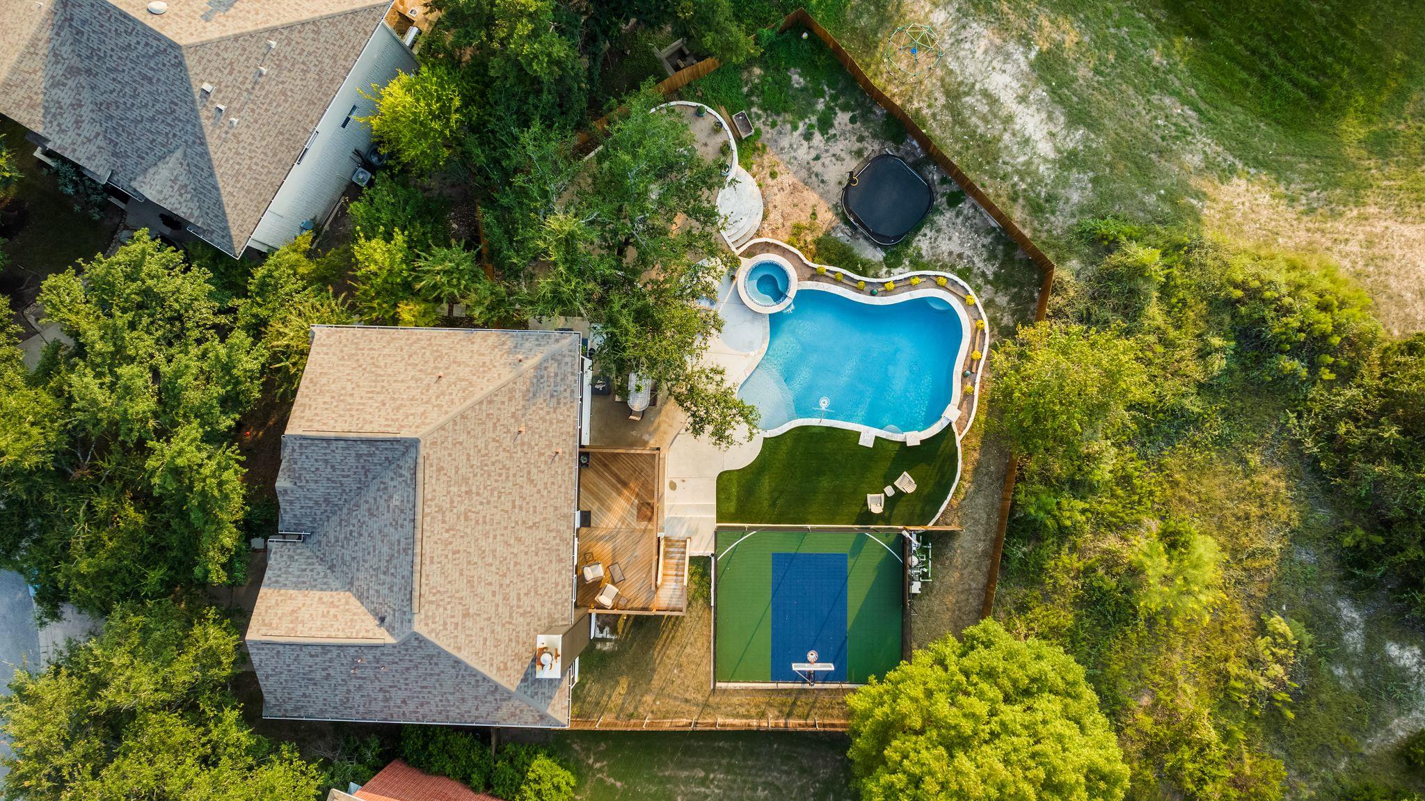2204 Rimrock DR