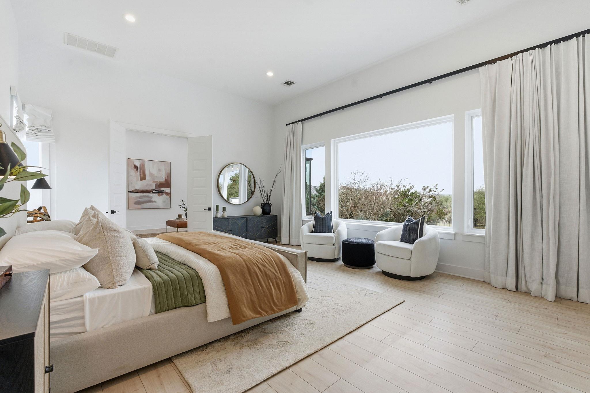 8400 Lakewood Ridge CV