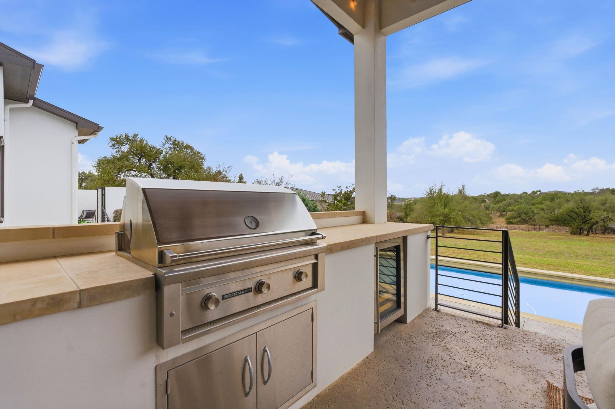 8400 Lakewood Ridge CV