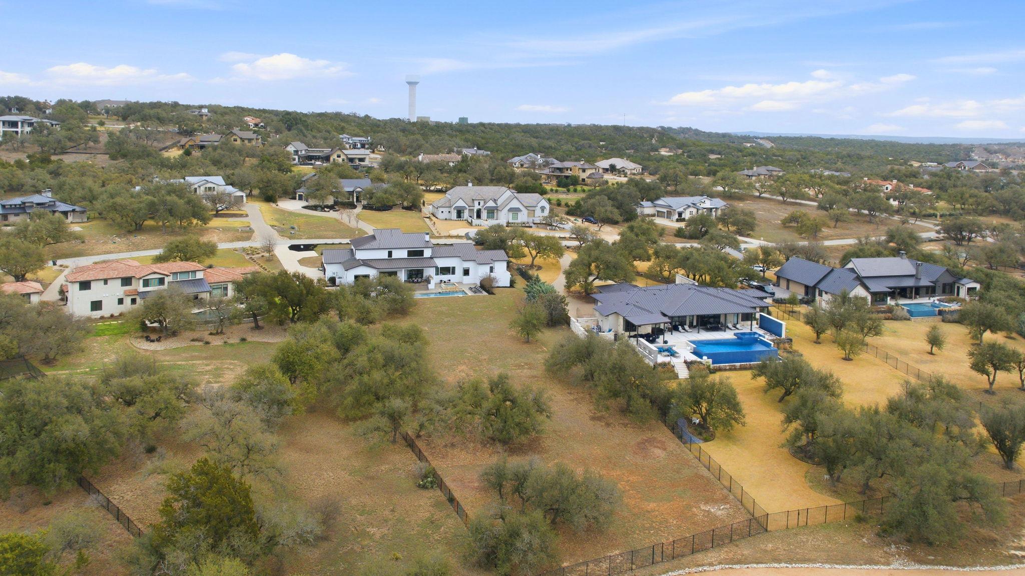 8400 Lakewood Ridge CV