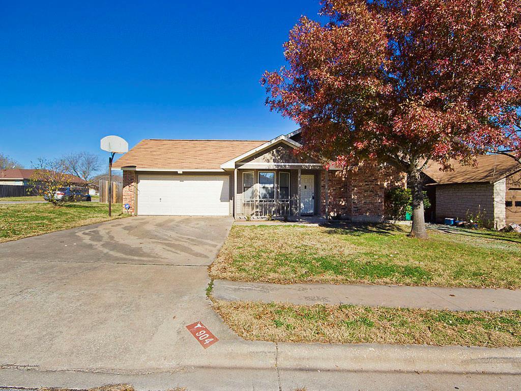 904 Norwell LN