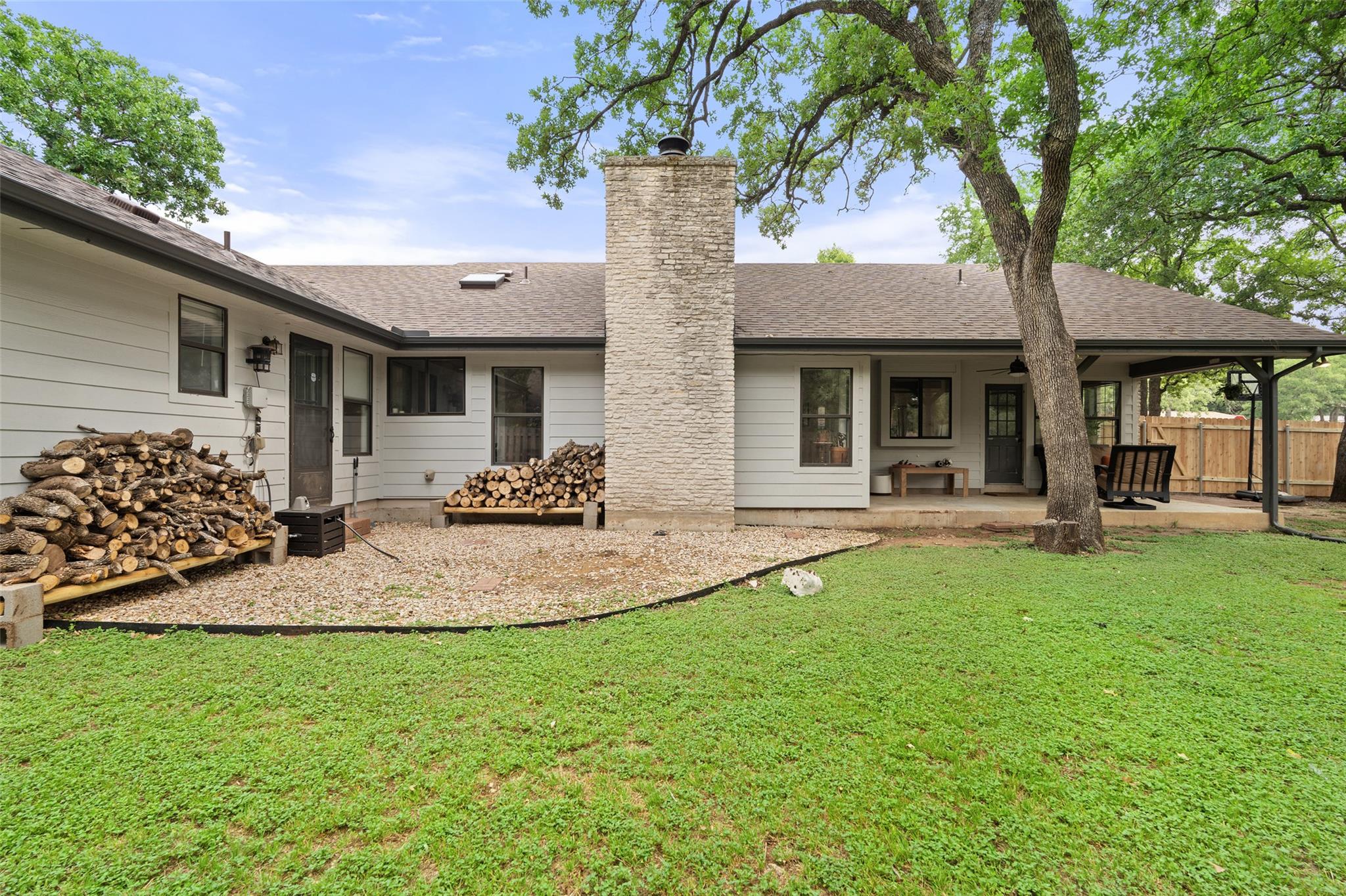 3701 Indian Point DR