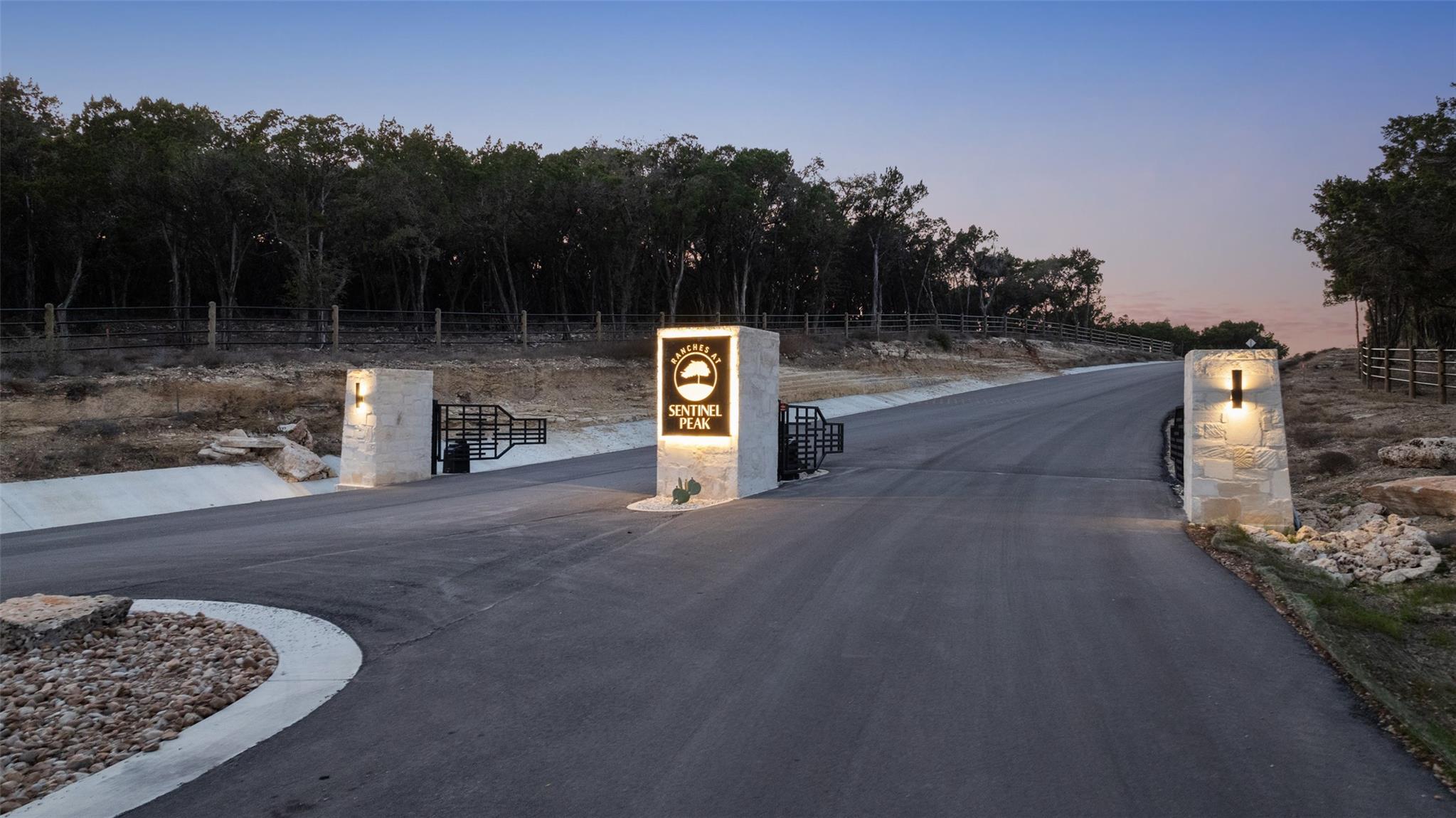 5946 Grotto Creek CT