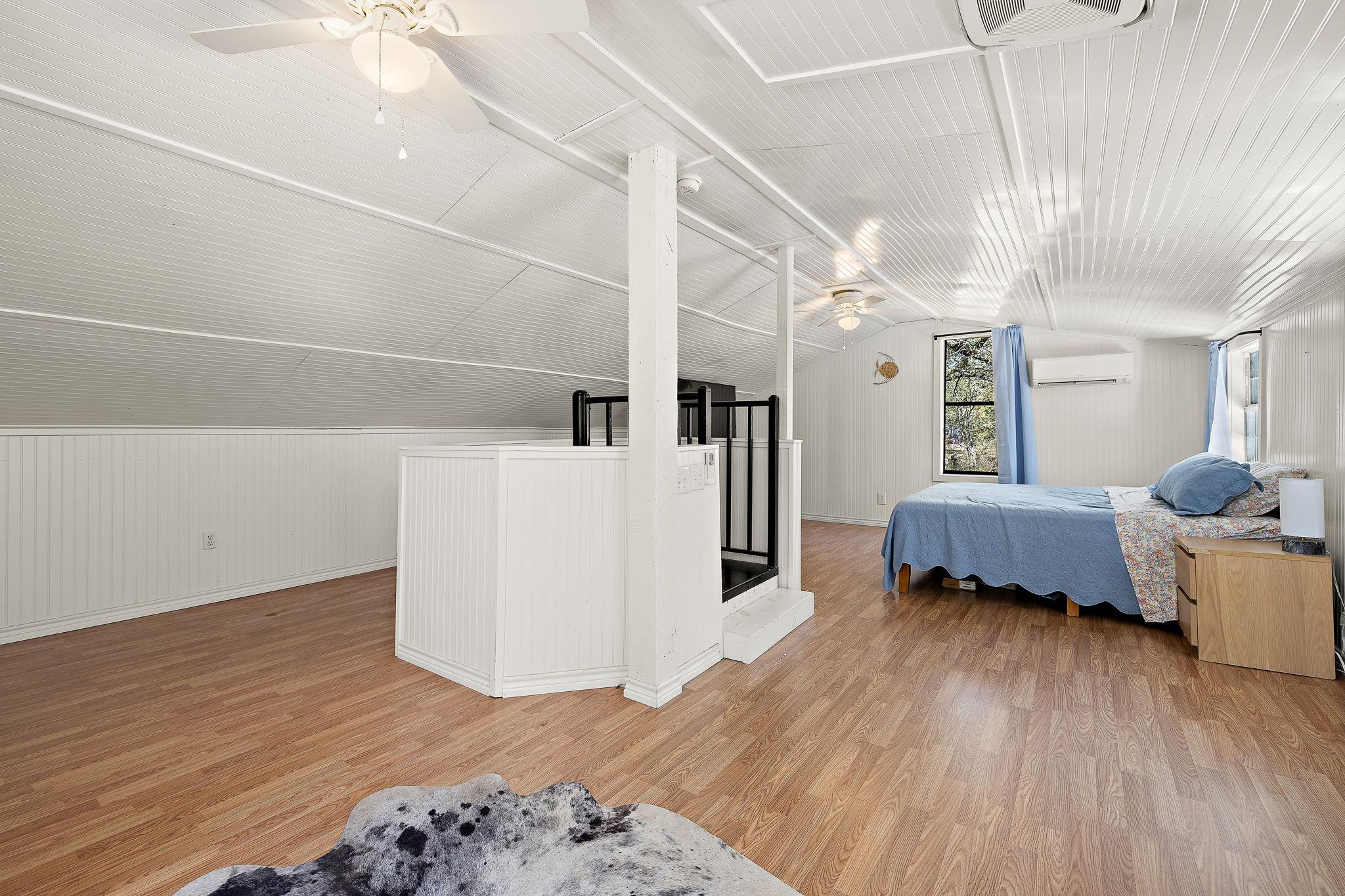 131 Moccasin Bend DR