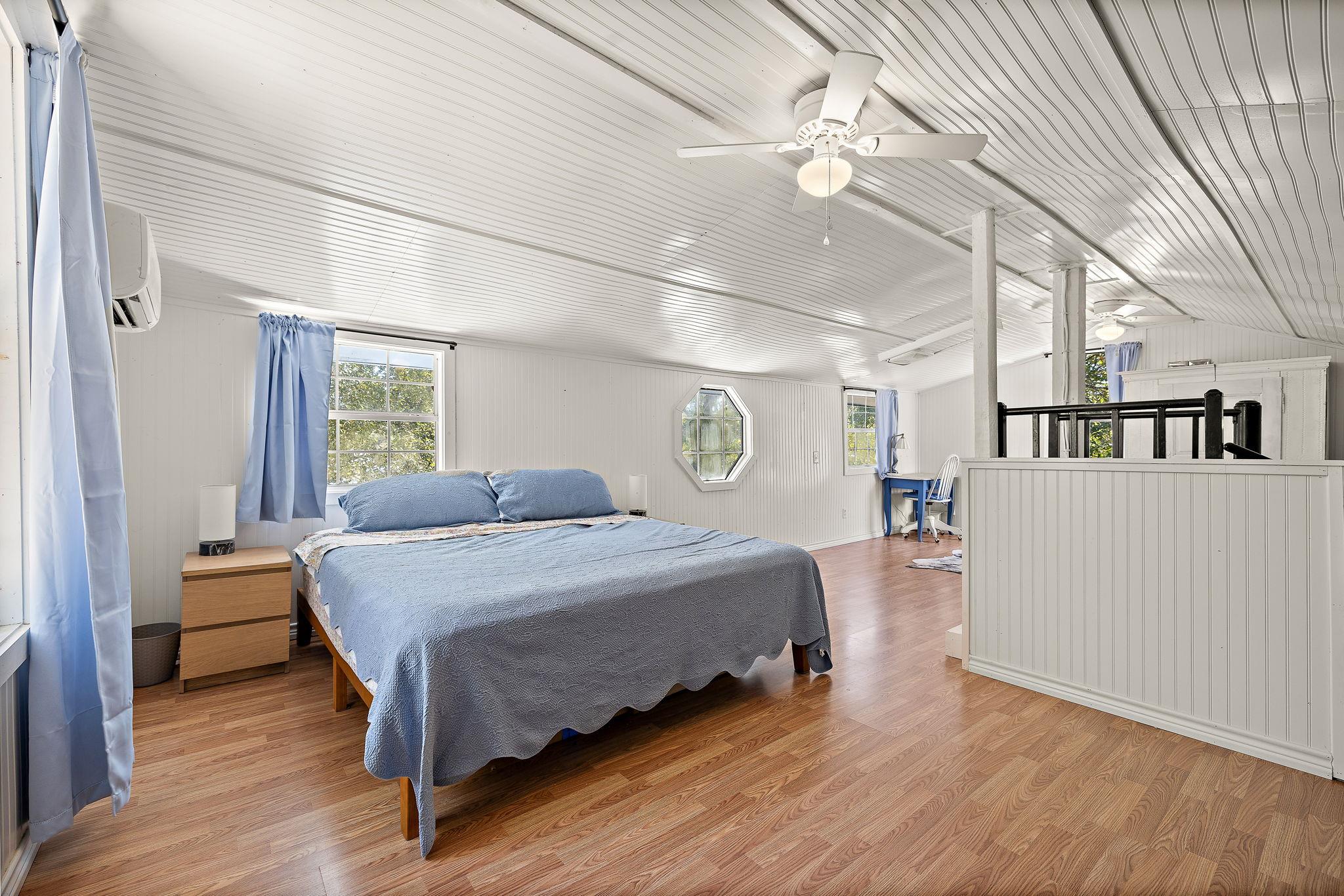 131 Moccasin Bend DR