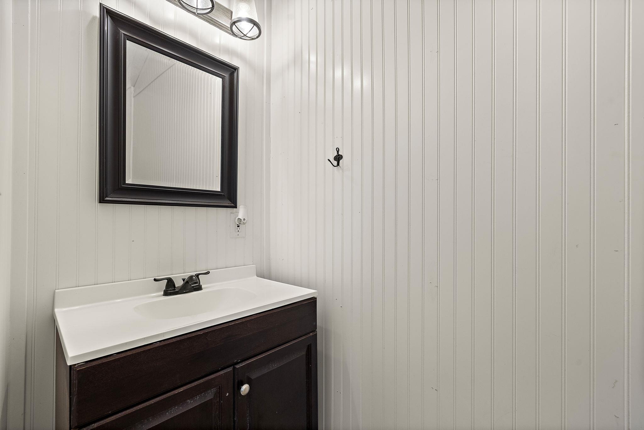 131 Moccasin Bend DR