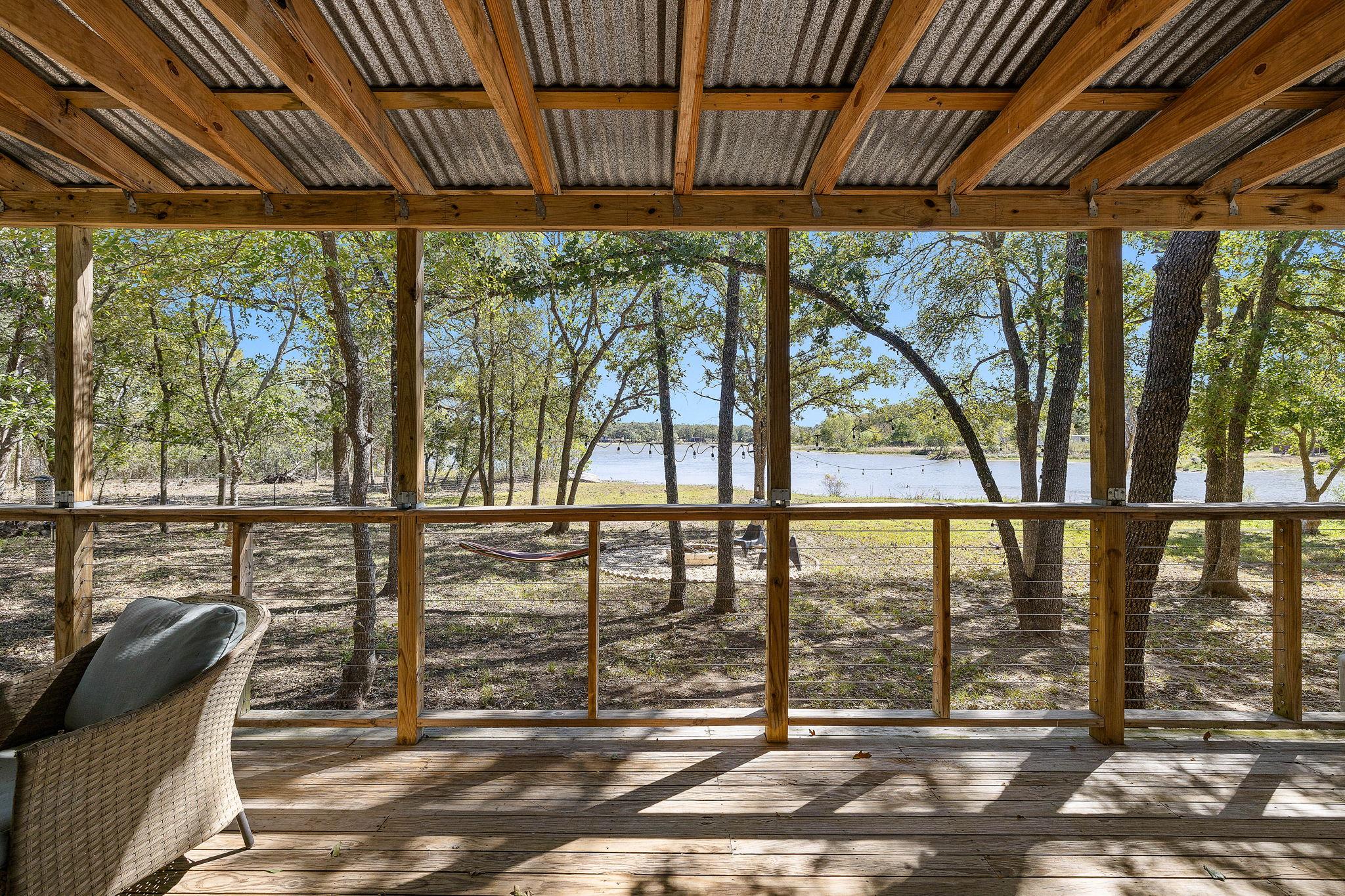 131 Moccasin Bend DR