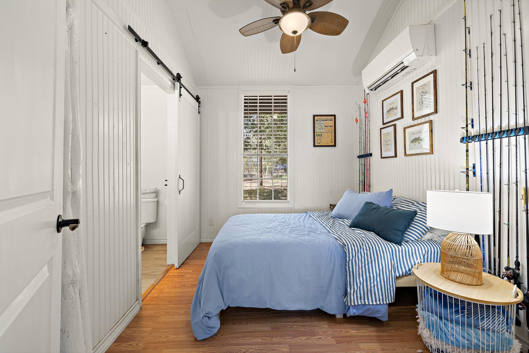 131 Moccasin Bend DR