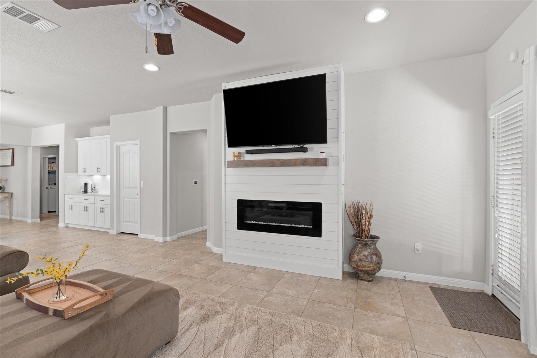 524 Longhorn Cavern RD