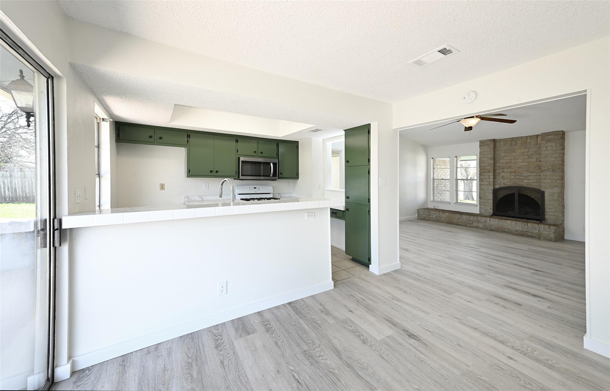 404 Northwood DR