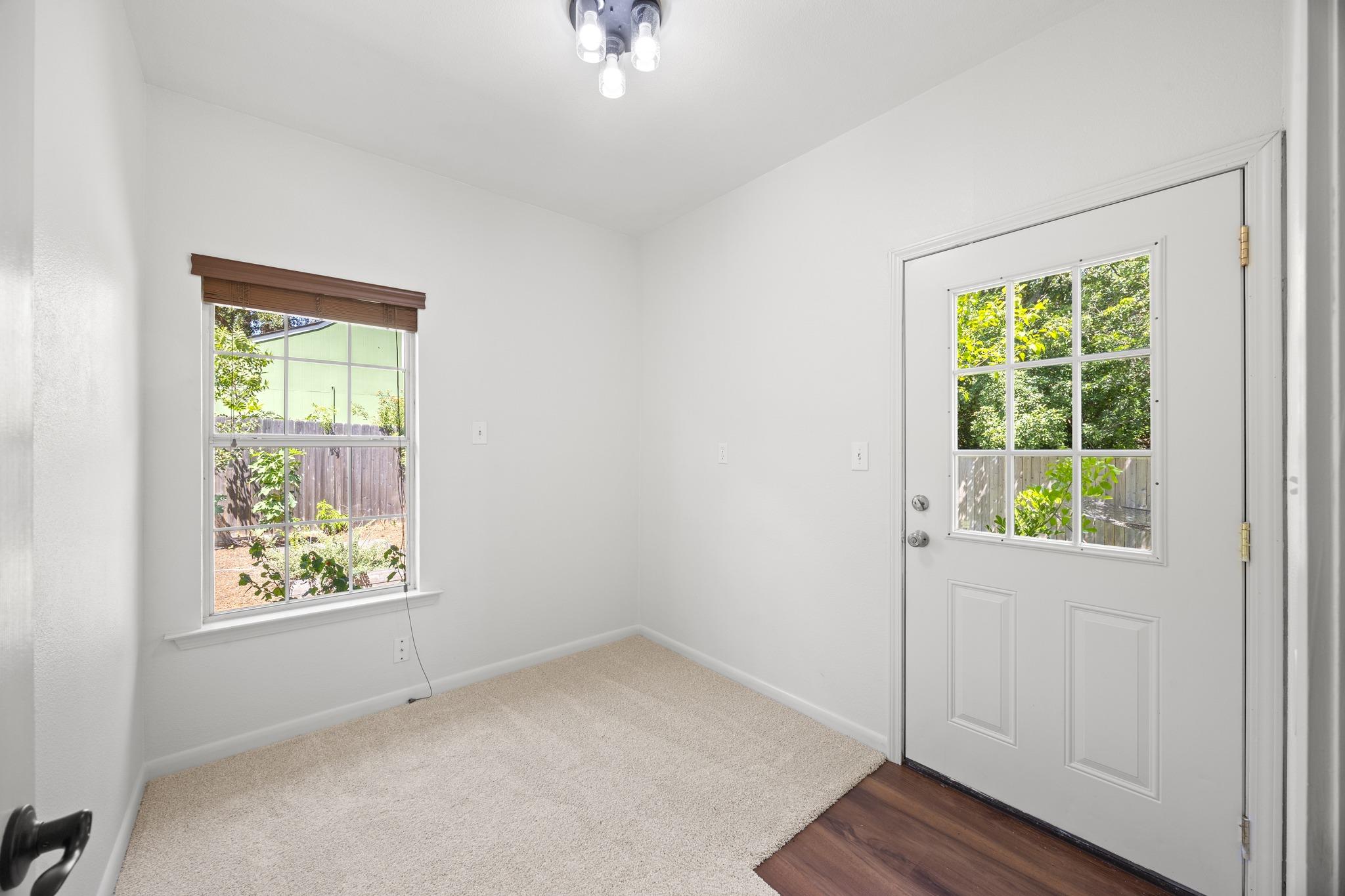 1910 Mirabeau ST