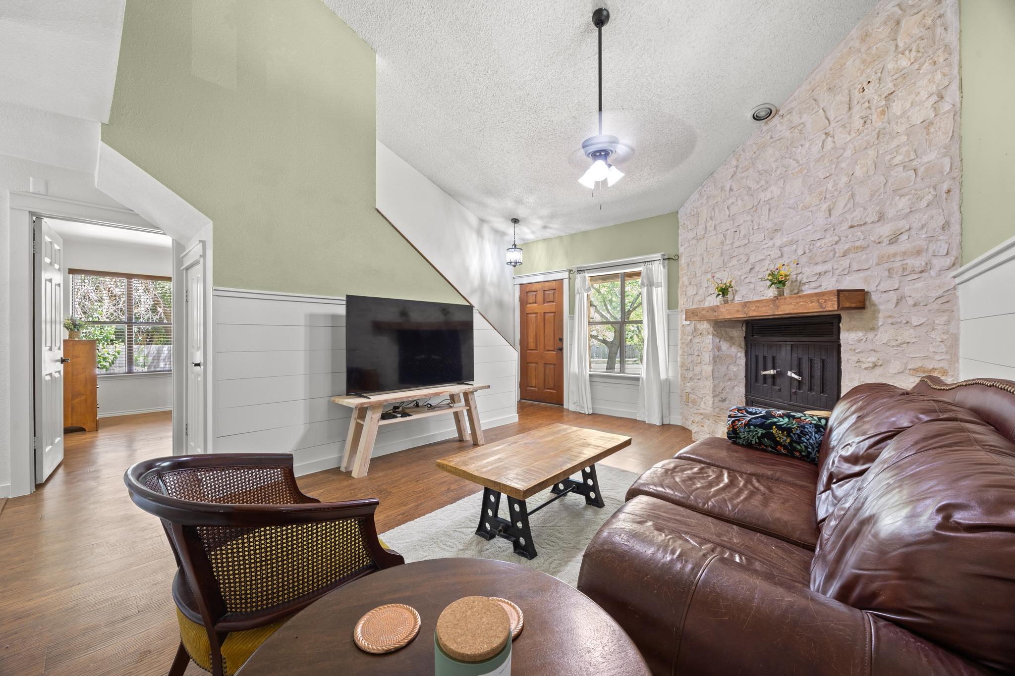 1910 Mirabeau ST