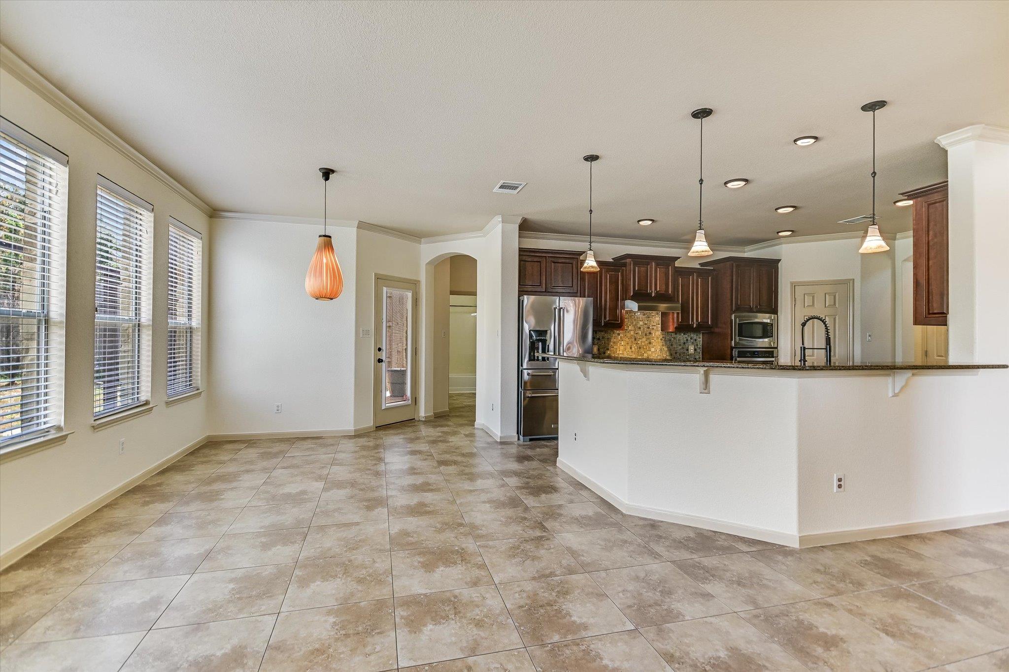 109 CHOKE CANYON LN