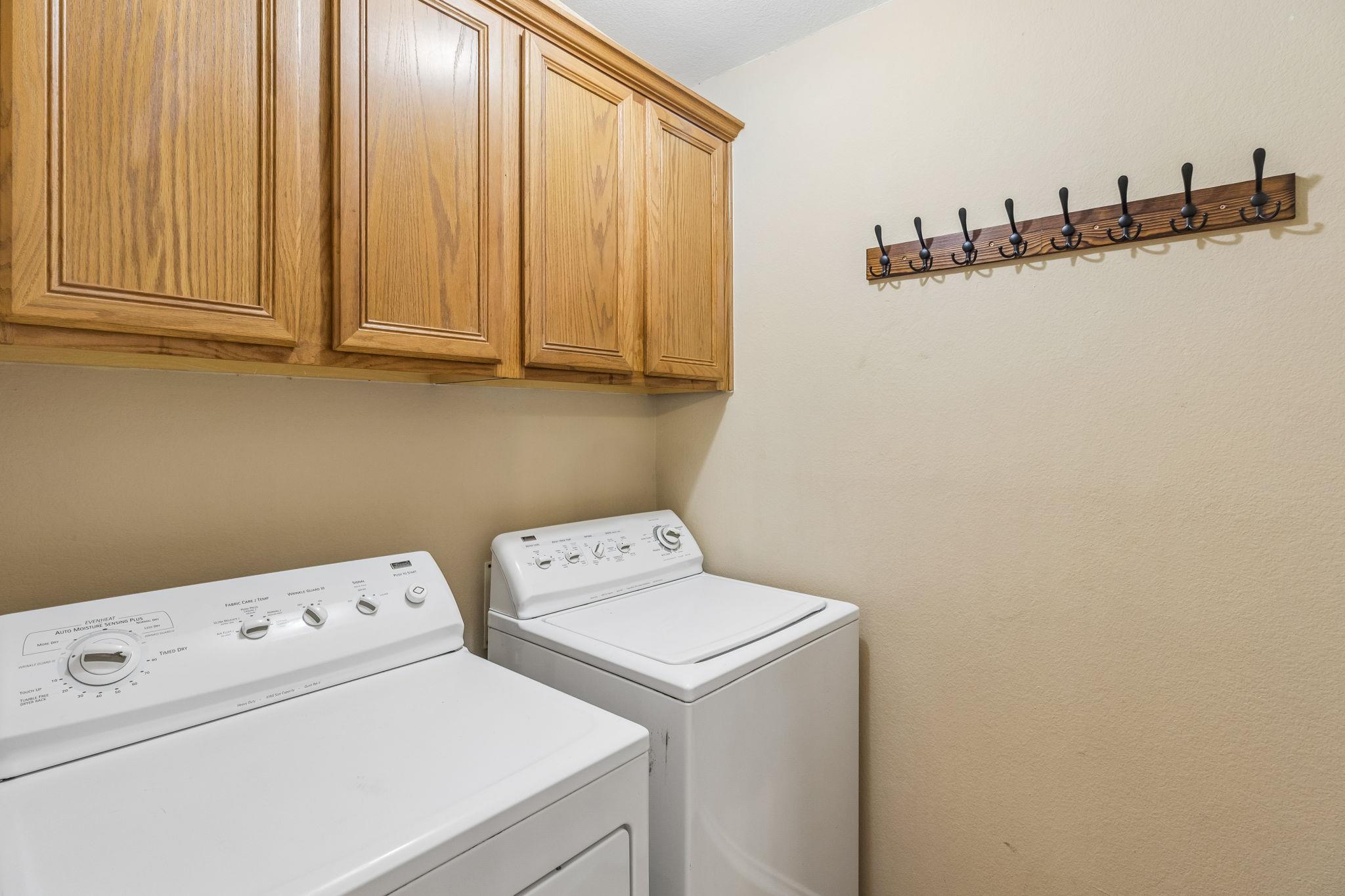 1409 Deer Horn DR