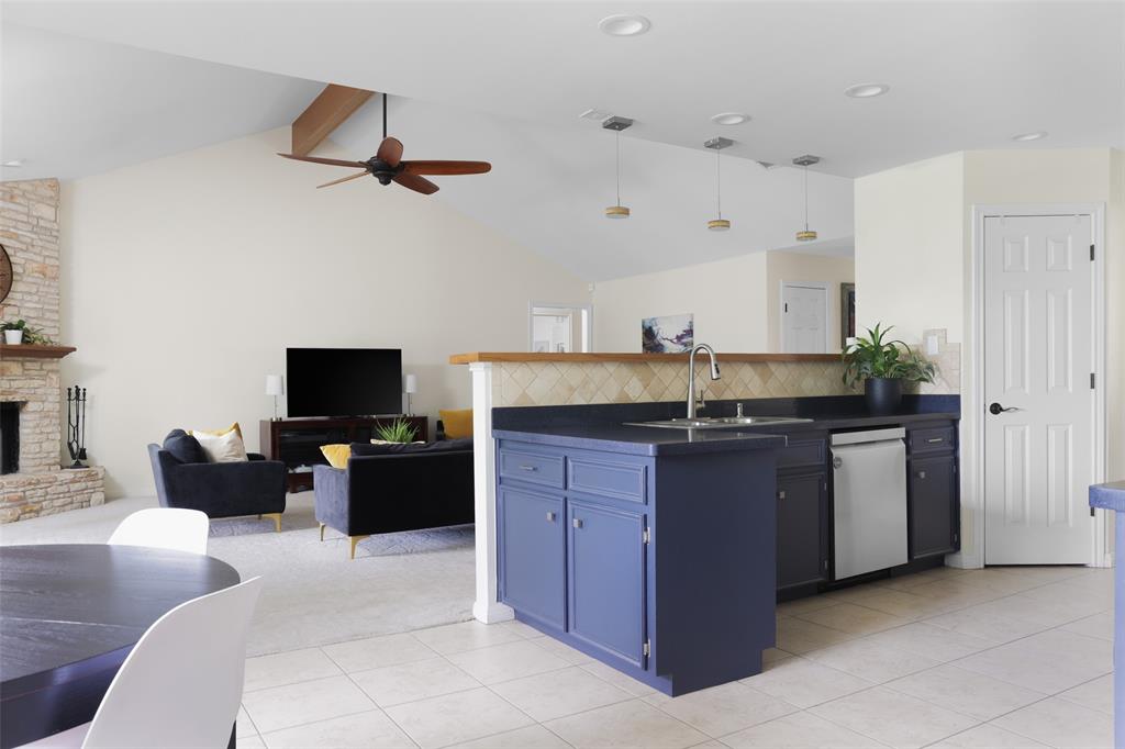 12227 Tanglewild DR