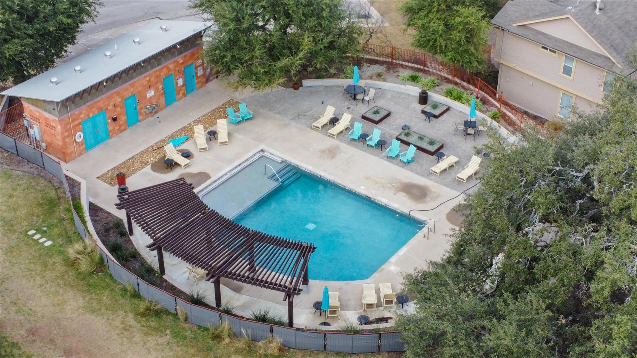 1916 Tramson DR # 98C