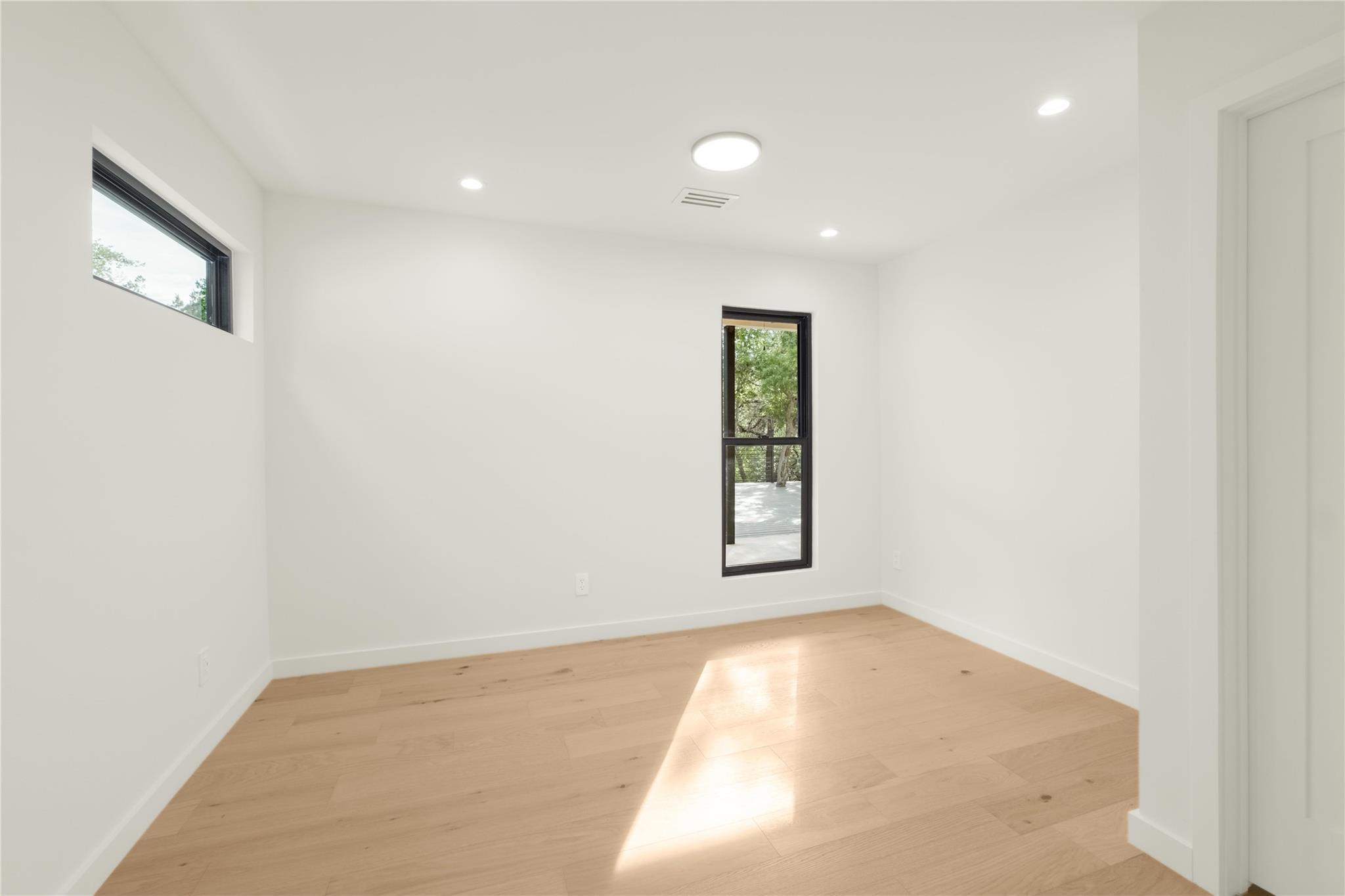 620 Bermuda ST