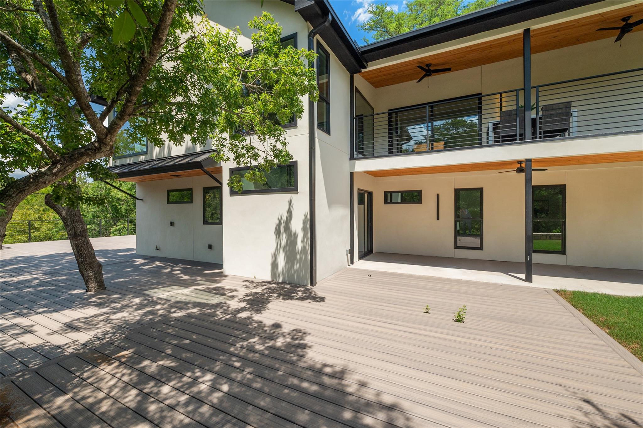 620 Bermuda ST