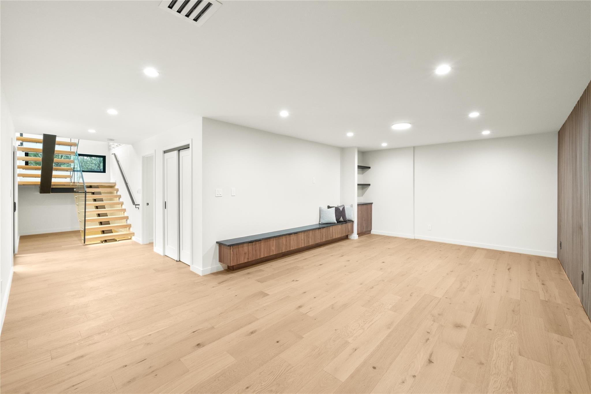 620 Bermuda ST