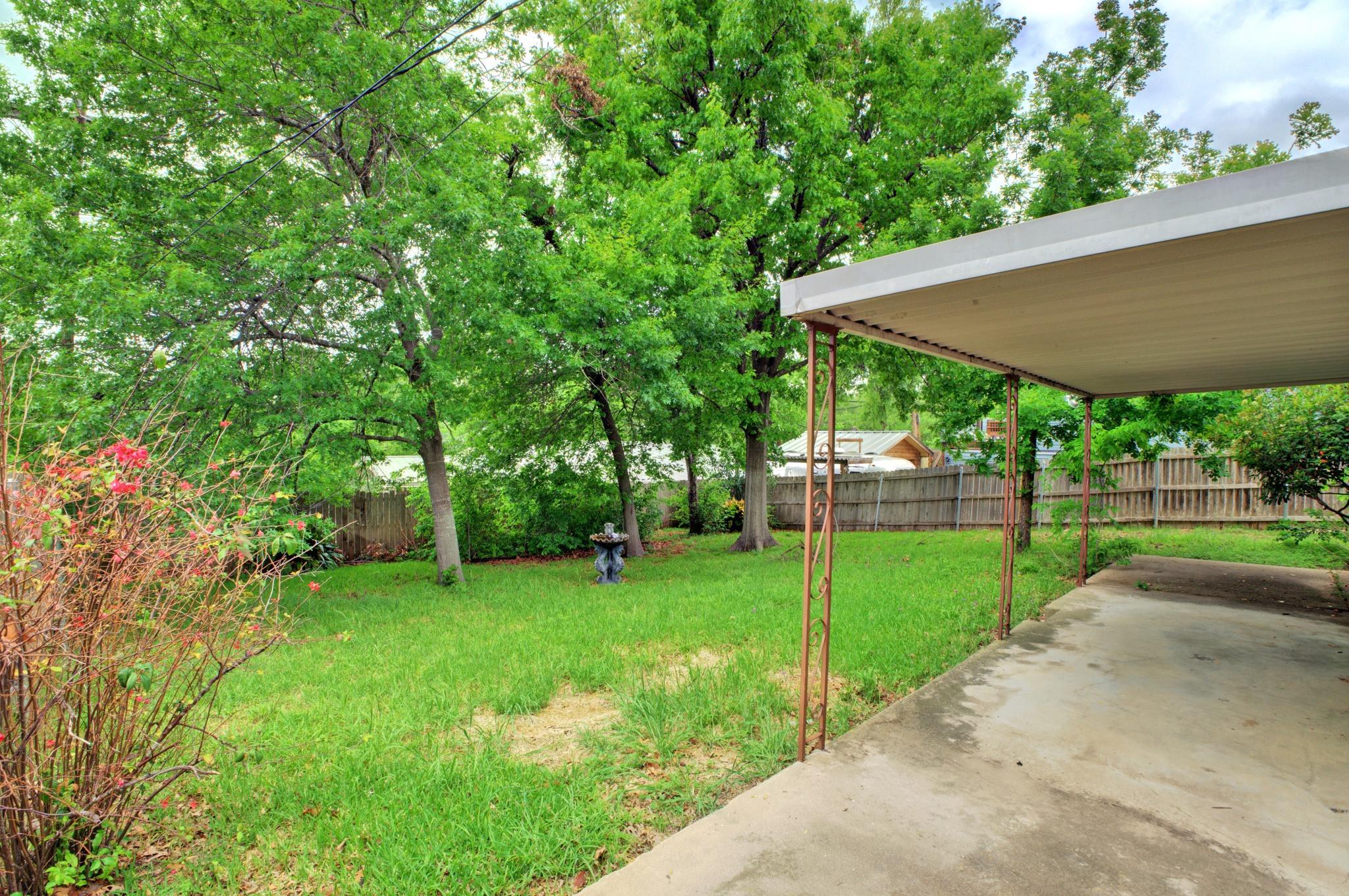 2506 Rae Dell Ave