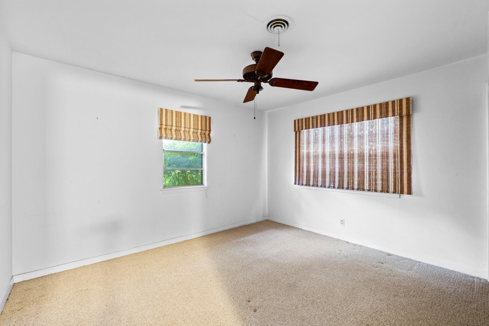 2506 Rae Dell Ave